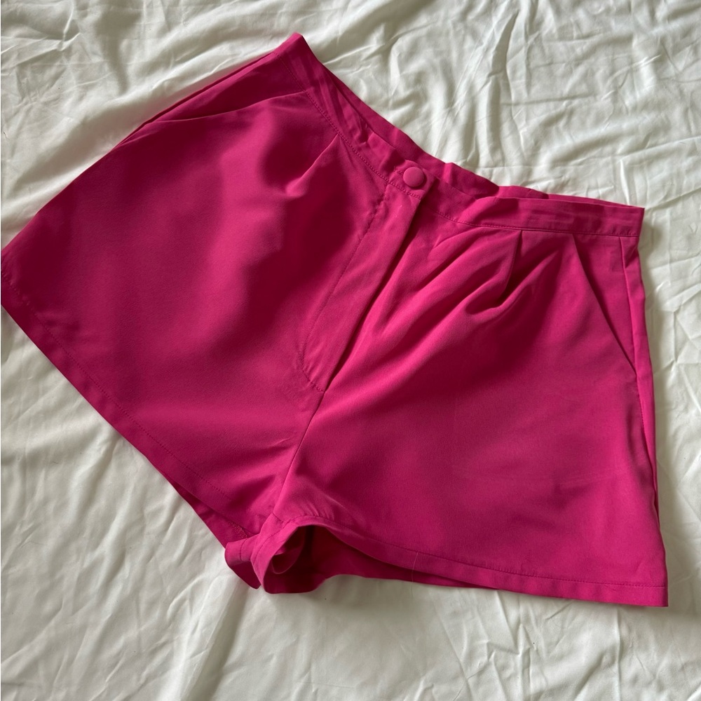 SHEIN Wide Leg Shorts. Size L (8/10).